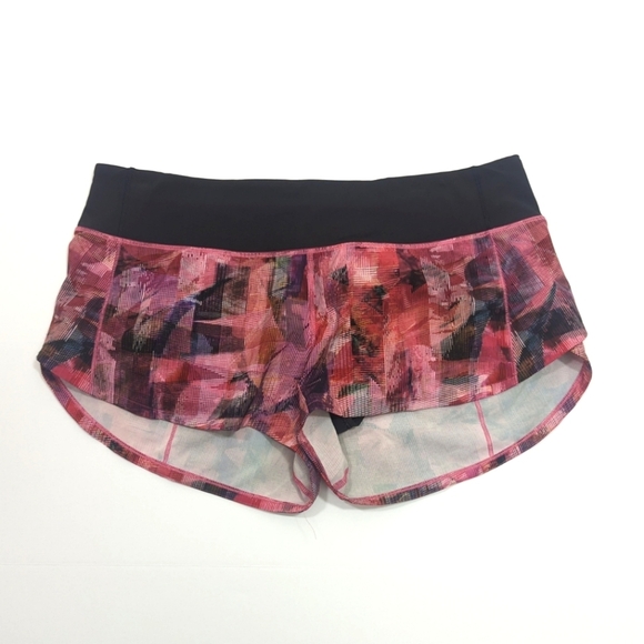 Lululemon Speed Up Shorts - Picture 2 of 8
